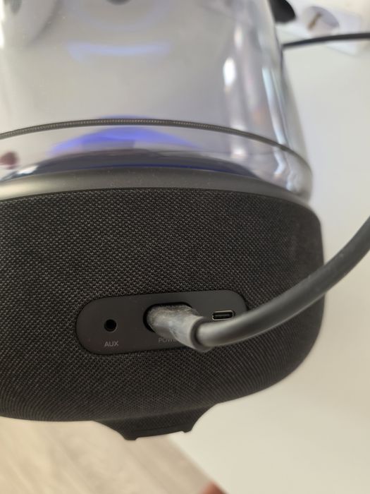 Boxa harman kardon aura 5
