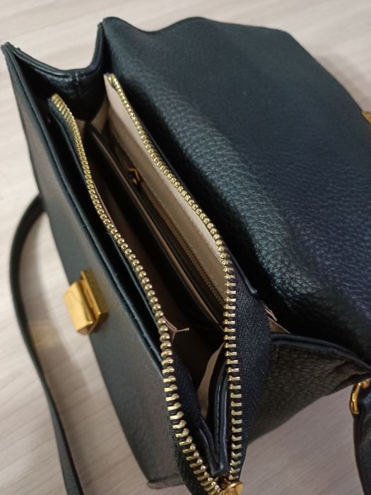 Продам сумку новую кожа