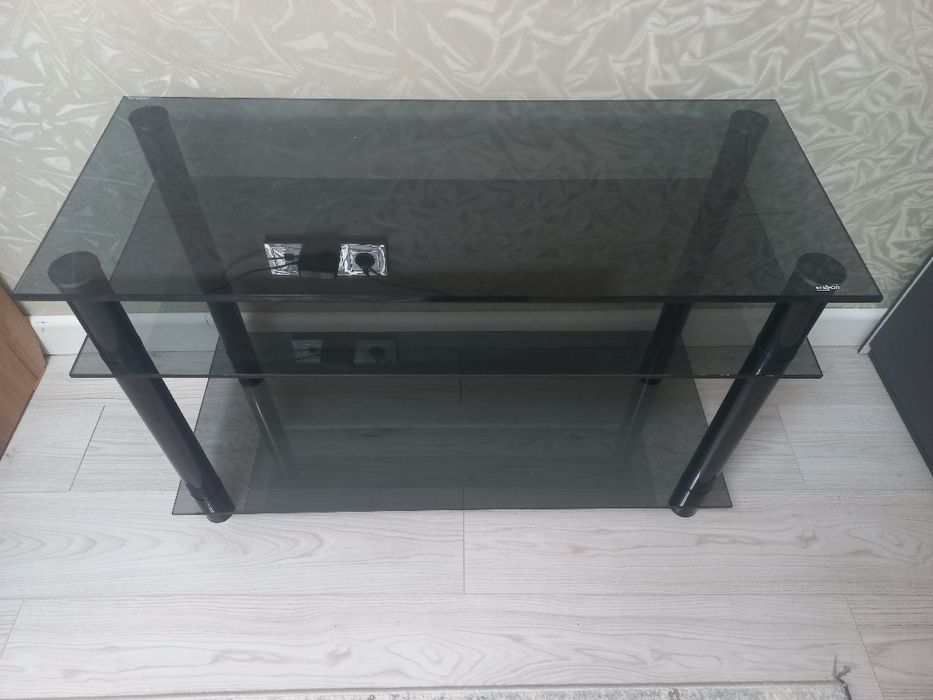 Тумба под телевизор калённое стекло