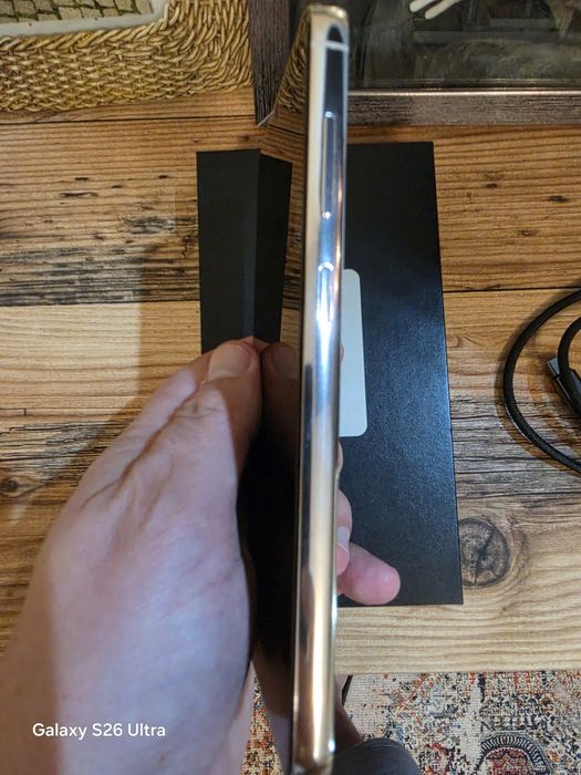 Samsung galaxy s 23 plus