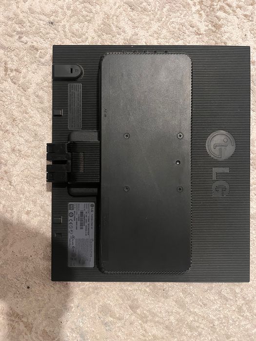 Б/у мониторы старые