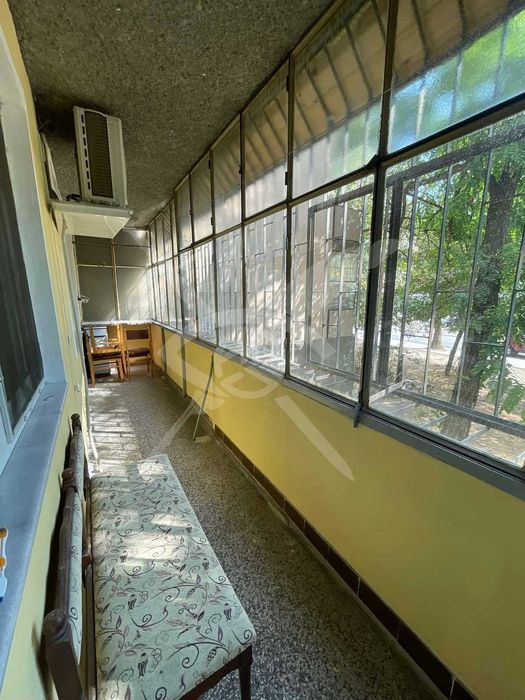 Продава се Четиристаен апартамент в Пловдив, Кючук Париж - 93 кв.м за 2259 €/кв.м - Снимка #8