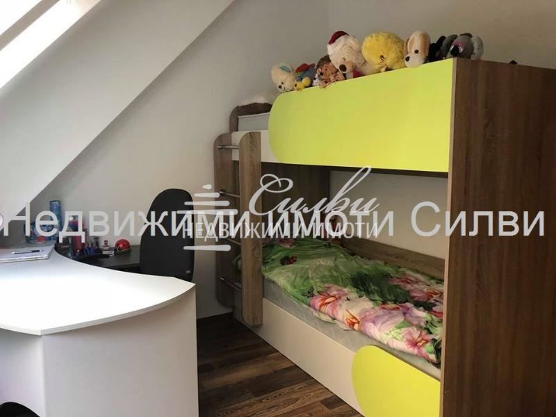 Продава се Тристаен апартамент в Шумен, Център - 120 кв.м за 456 €/кв.м - Снимка #3