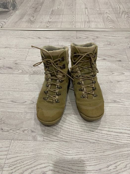 Продам берцы 20 тысяч цена договорная состояние хороший