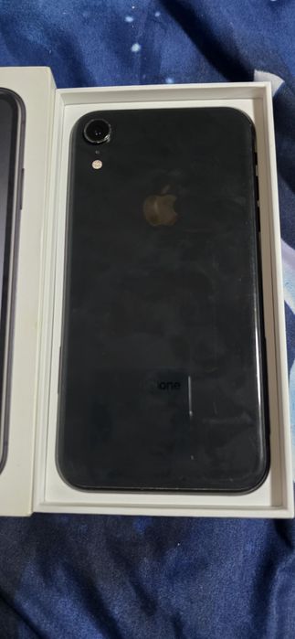 Айфон хр память 64