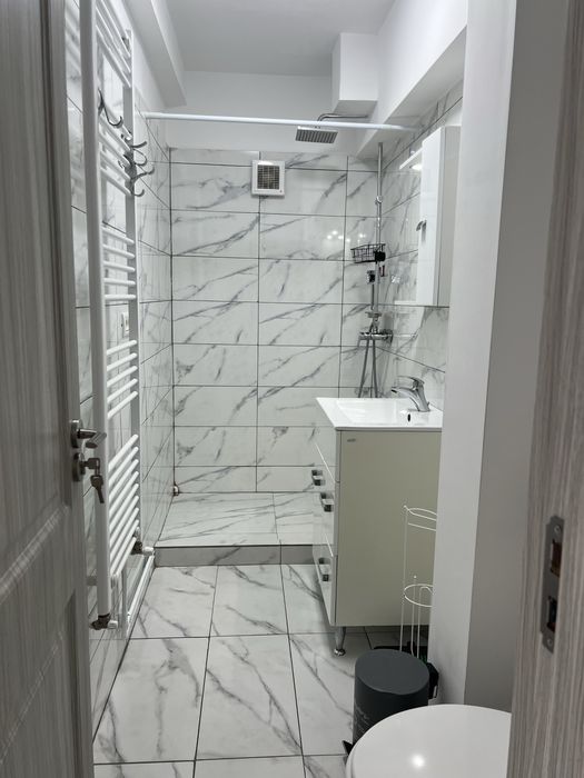 Vand apartament 2 camere ultracentral