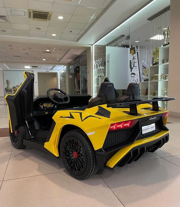 Новая электромобиль A 8803 | Lamborghini Aventador SVJ 24v