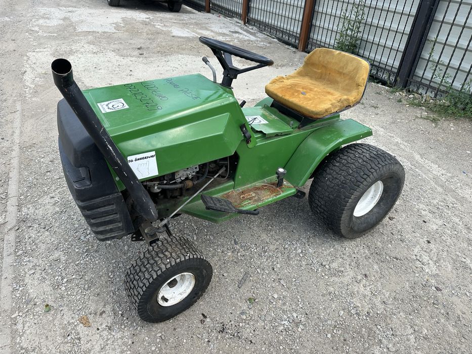 Tractoras de tuns iarba