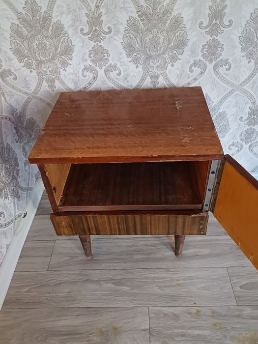 Срочно  продам  тумбочку
