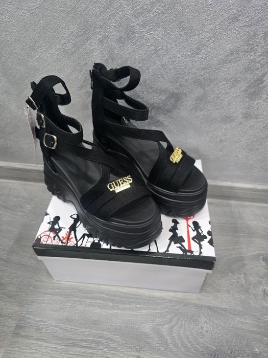 Sandale dama - marimi 35-40  transport prin curier