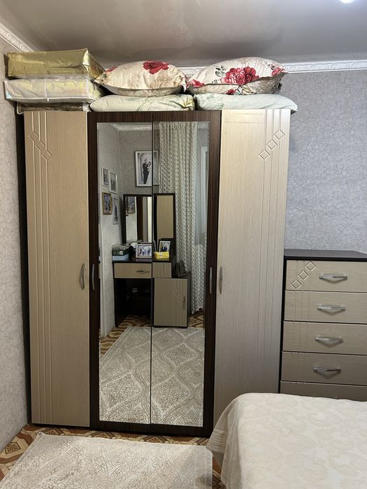 Спальный гарнитур