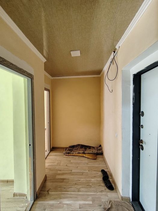 Срочно. Продажа Своя 1 ком Яшнобод 49.900$