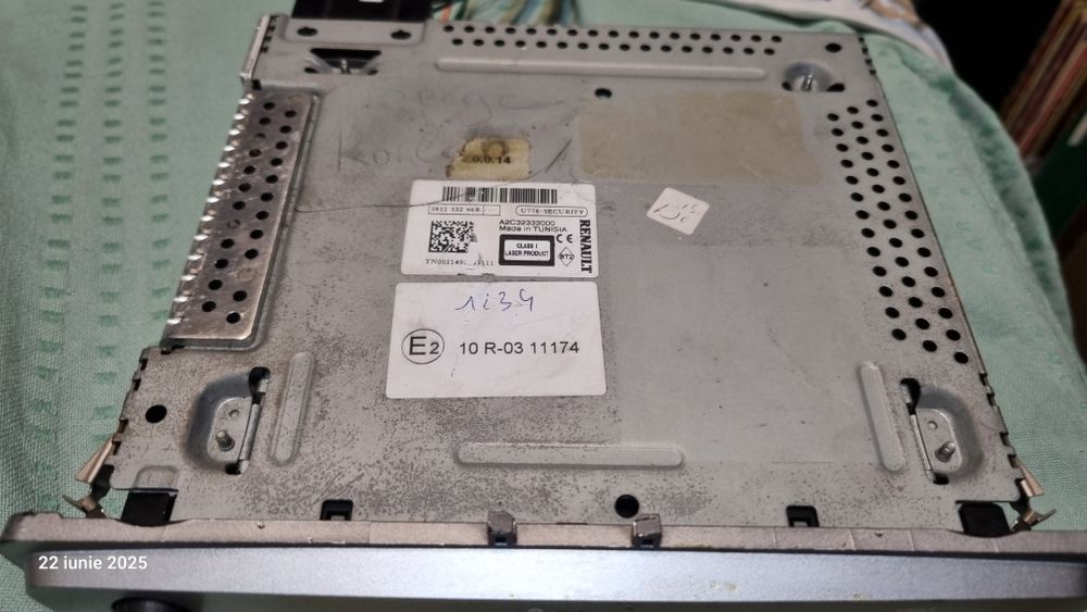 Radio cd bluetooth original Renault.