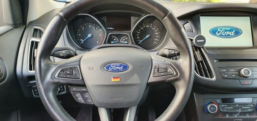 Autocolante diferite drapele europene. Da personalitate mașinii tale.