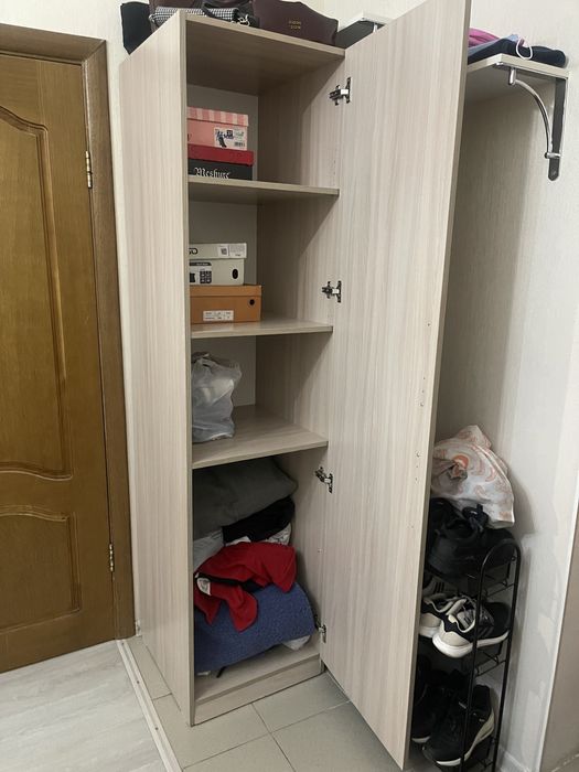 Продам стол шкаф новый