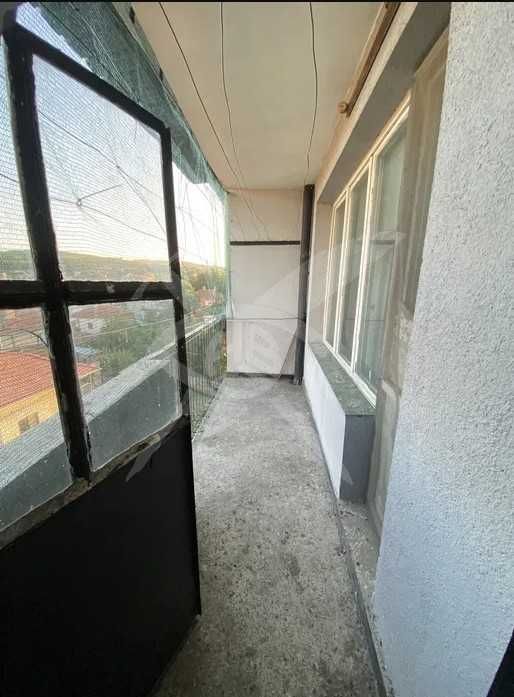 Тристаен апратамент в Карнобат 74411