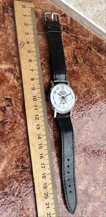 Руски Механичен ръчен часовник – масонски символ