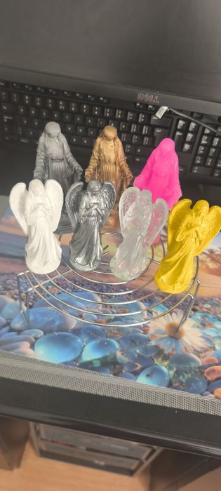 Statuiete  din rășină și ipsos!