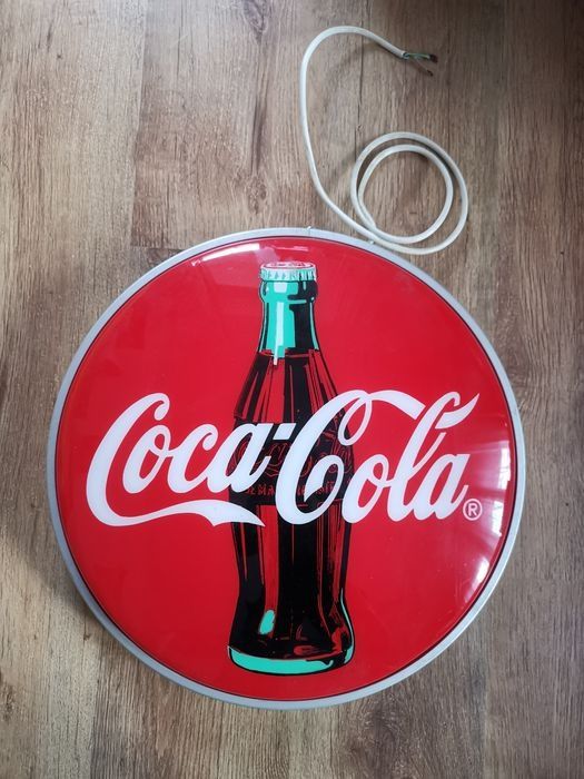 Светещи реклами Johnnie Walker и др