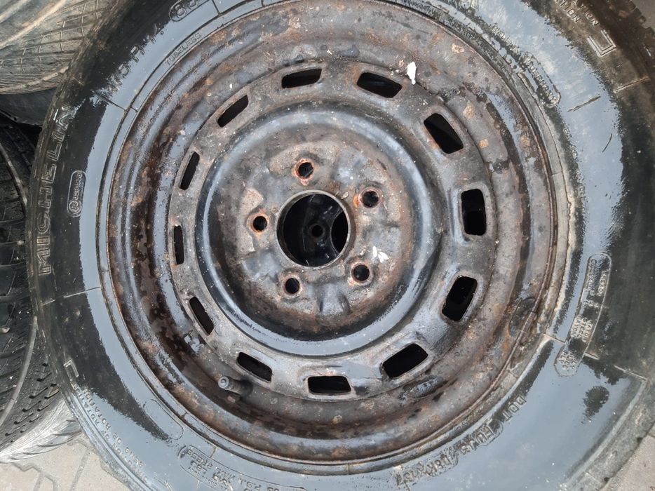 4 roți cu genți tabla r 14