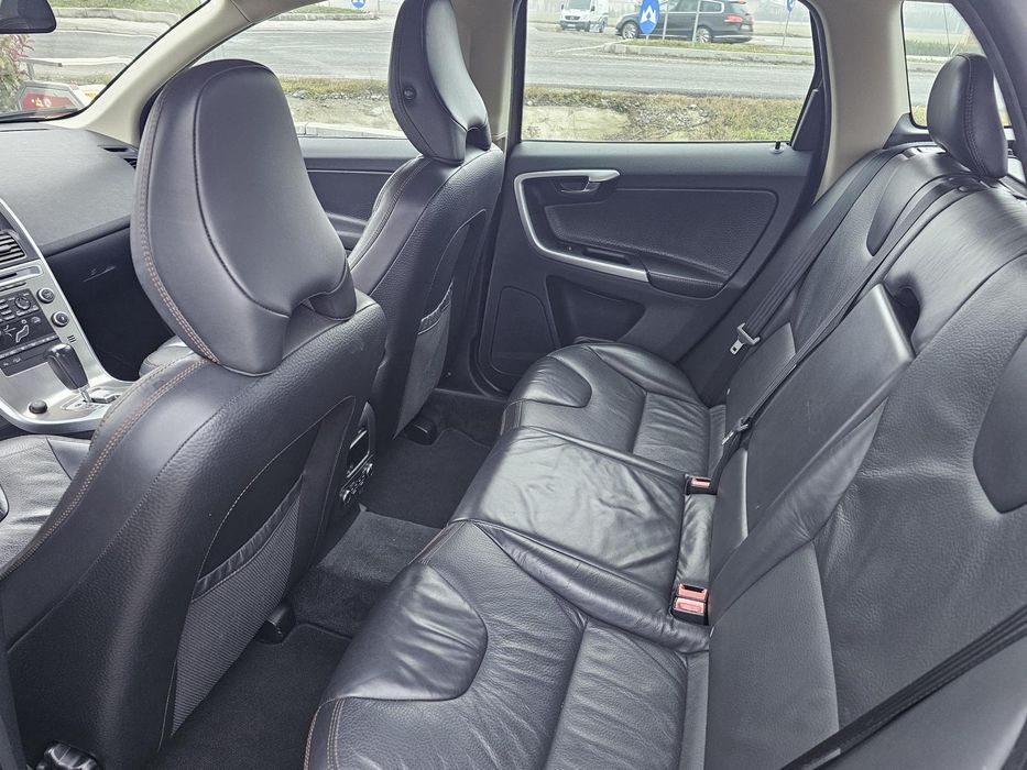 Volvo XC60 185 cp Inmatriculat