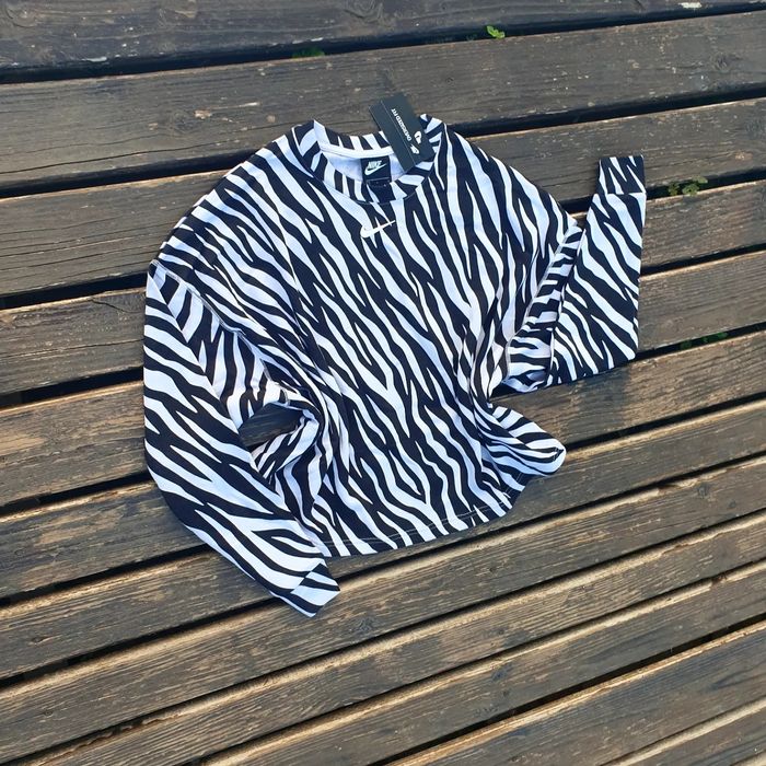 Дамско долнище суитър Nike размер М Л и XL висока талия