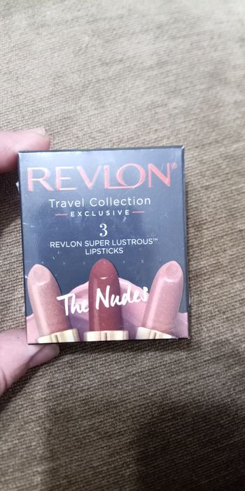 Червила REVLON 3