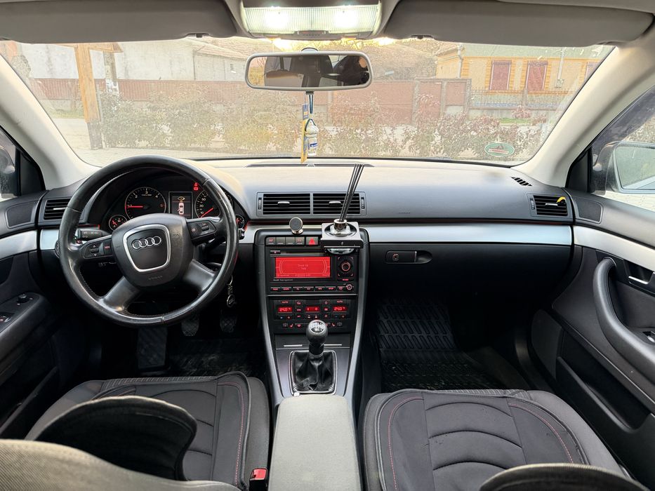 Audi A4 B7 2.0 Bpw 140 cp an 2007 cutie manuala