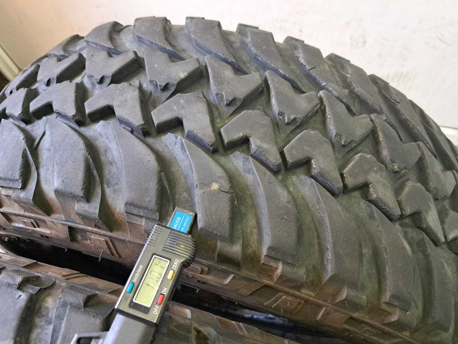 2 anvelope 265/70 R17 Bridgestone