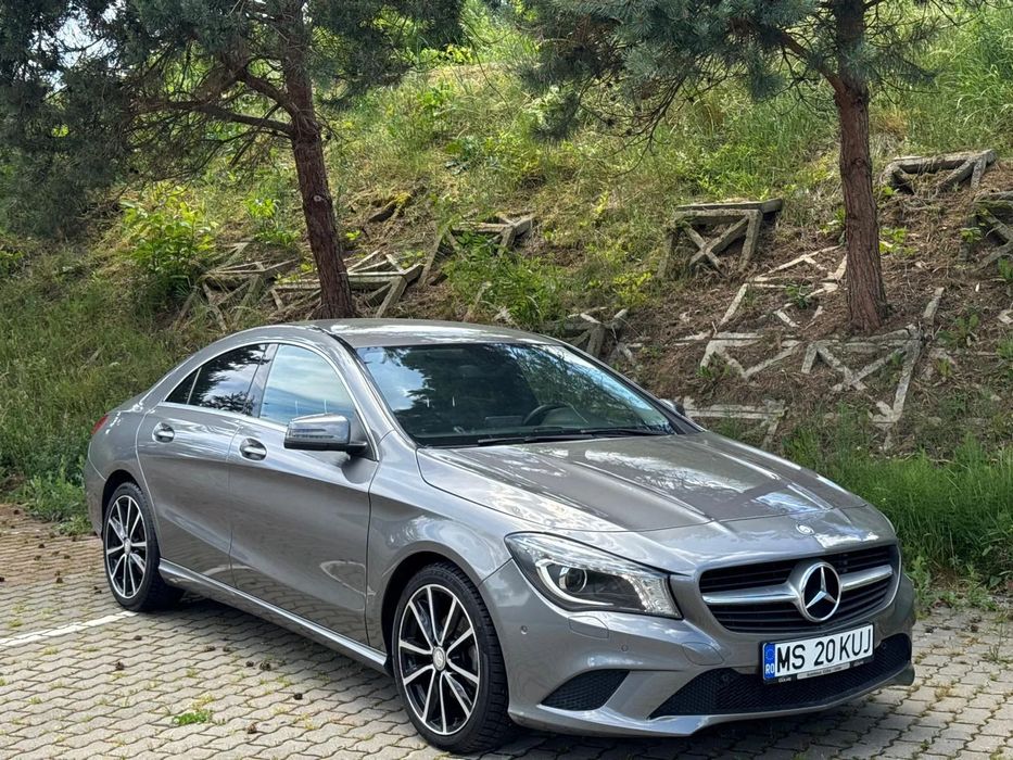 Mercedes-Benz CLA 180 - Garanție 12 Luni