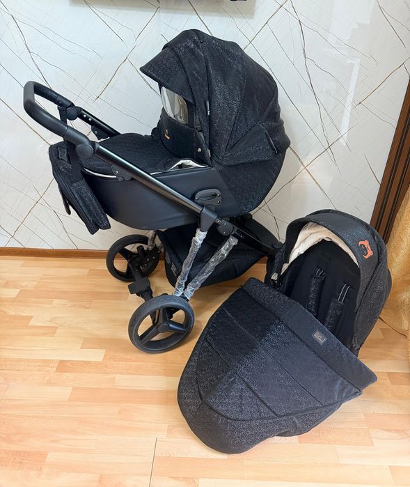 Коляска 2 в 1 Ining baby