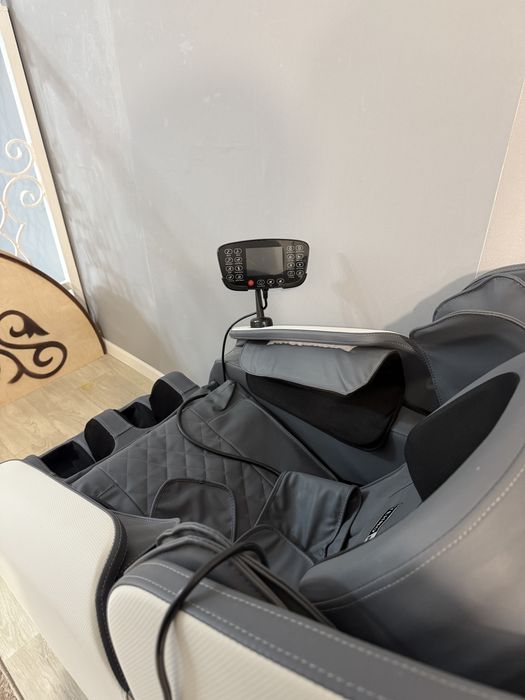 Продам массажное кресло