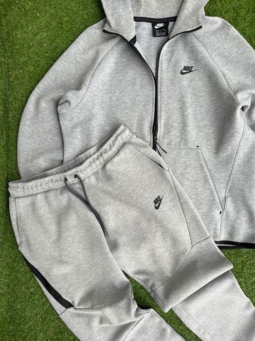 Мъжки екип : Nike Tech Fleece L