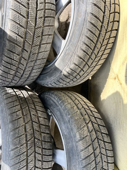 Джанти с гуми от HONDA 16ки