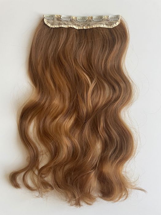 Изкуствена коса на цял ред с клипси!