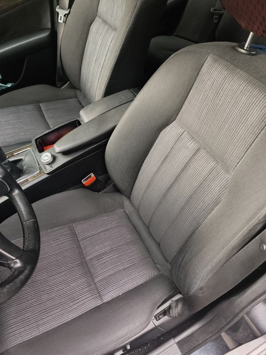 Mercedes c180(w204)