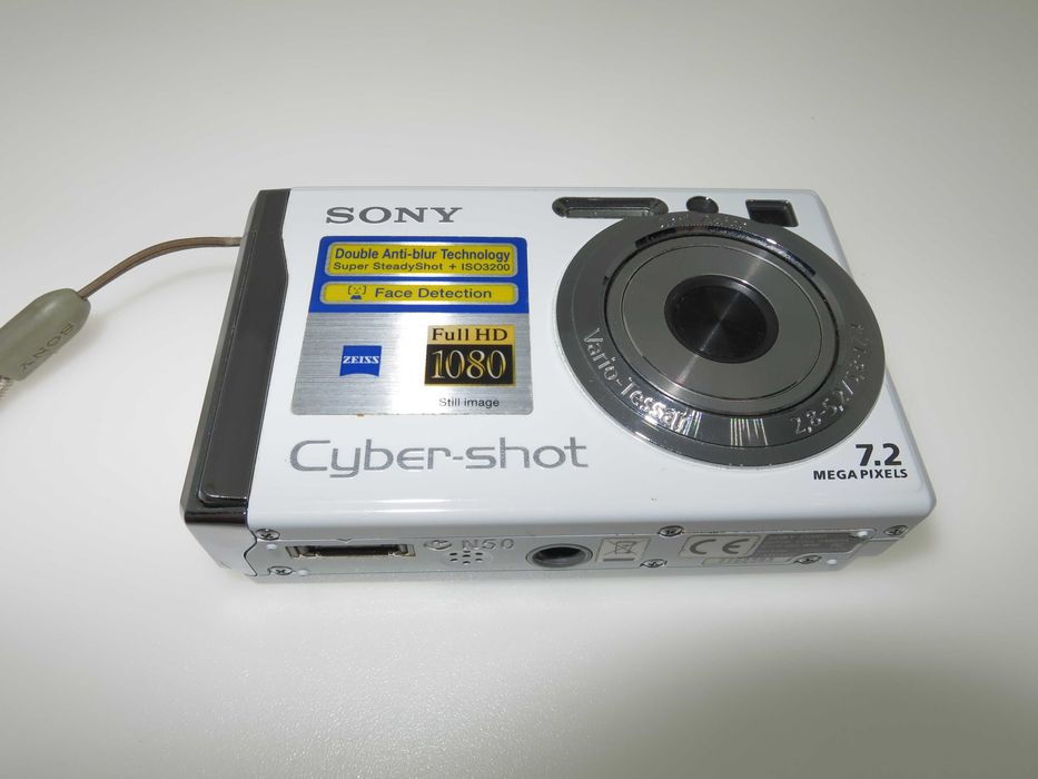 Sony Cyber-shot DSC-W80 компактен фотоапарат цифрова камера - НОВ