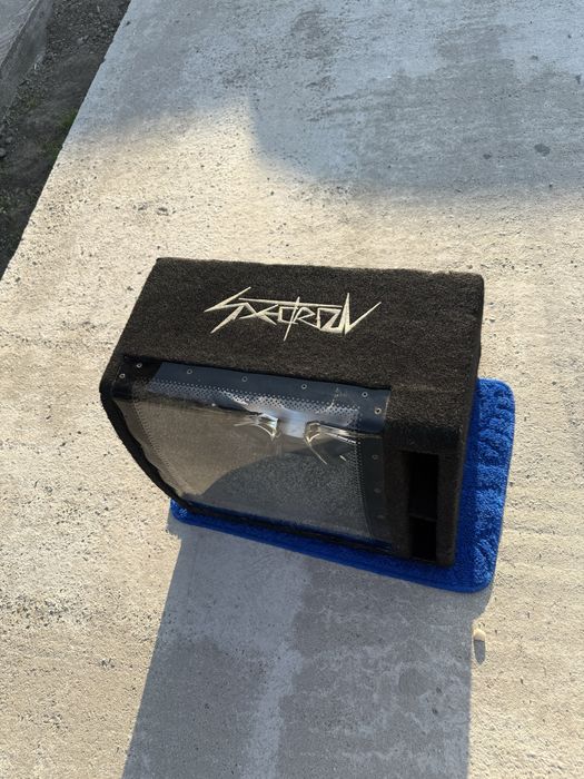 Subwoofer auto spectron SP-S112BP
