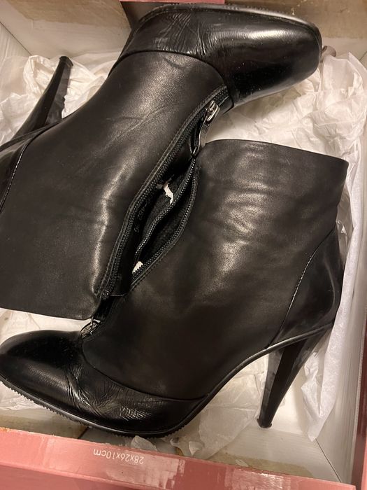 Ghete elegante din piele