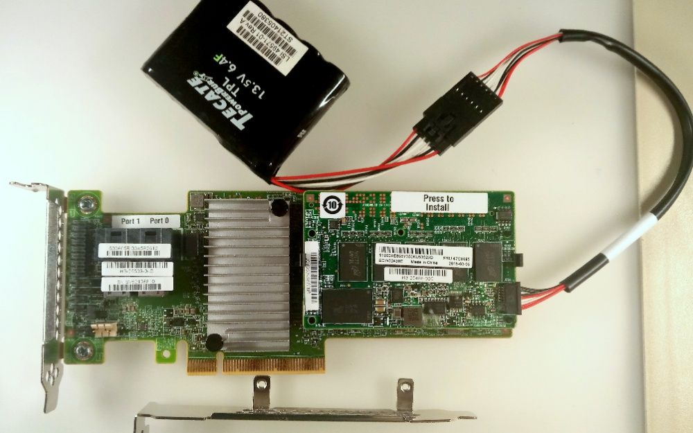 RAID Контролер IBM Lenovo M5210 2GB 12Gb/s CacheCade ServeRAID 93648i