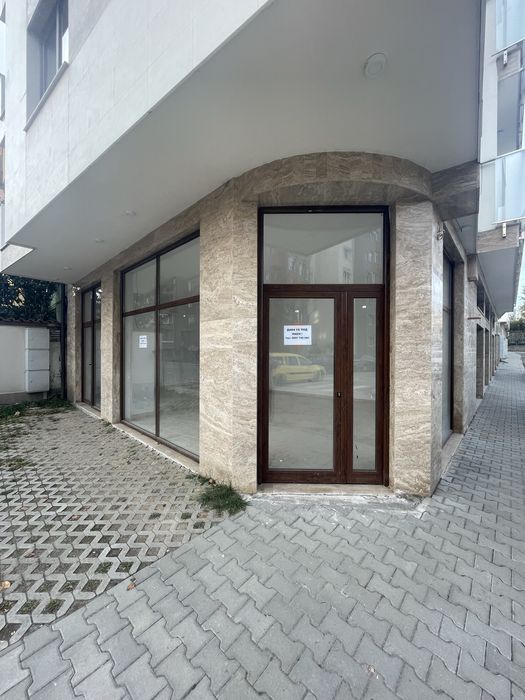 Дава се под наем Магазин в Казанлък - 75 кв.м за 388.62 € - Снимка #3