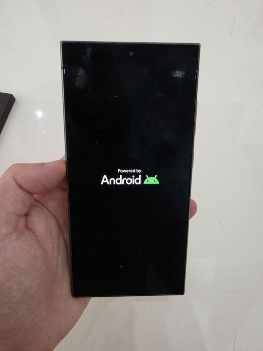 Samsung Galaxy S24 Ultra като нов