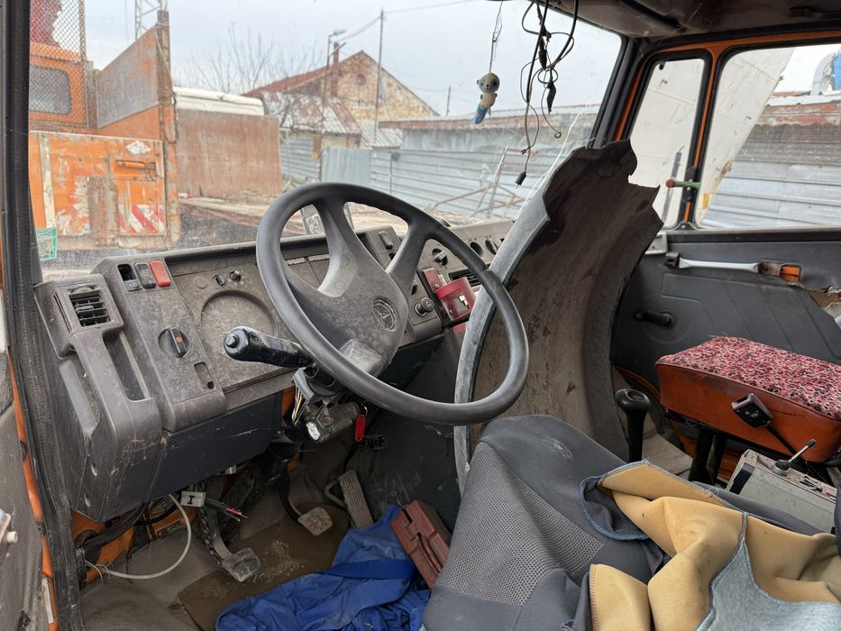 Mercedes 510 на части