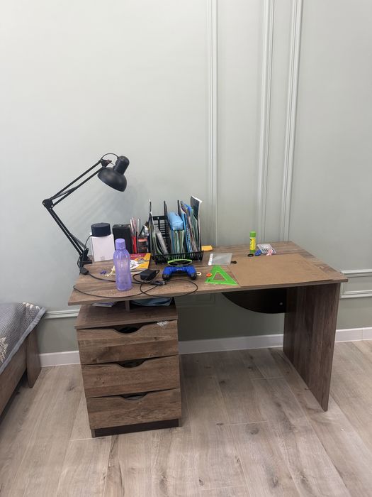 Продам 2 кровати с матрасами