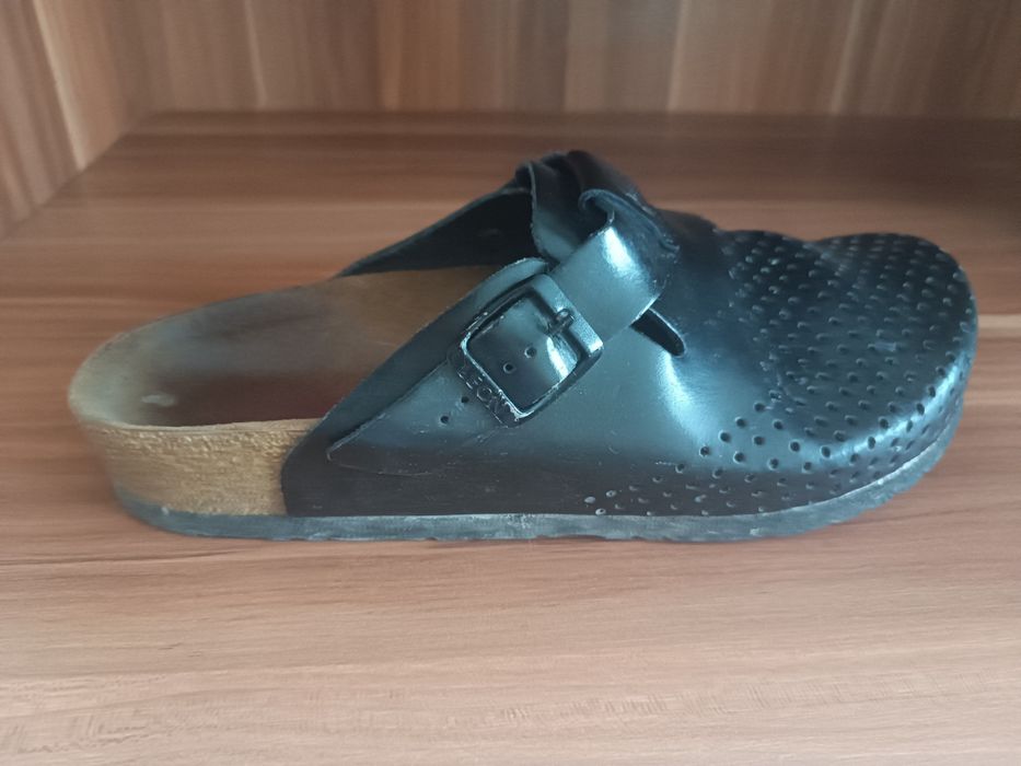 Продам женскую обувь