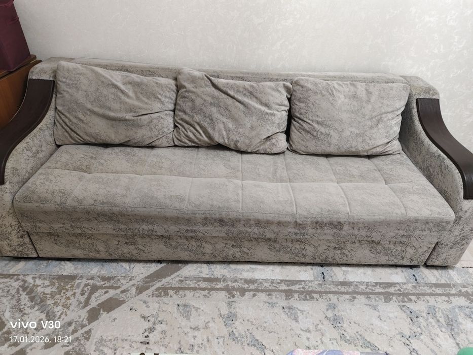 Продается диван книжка