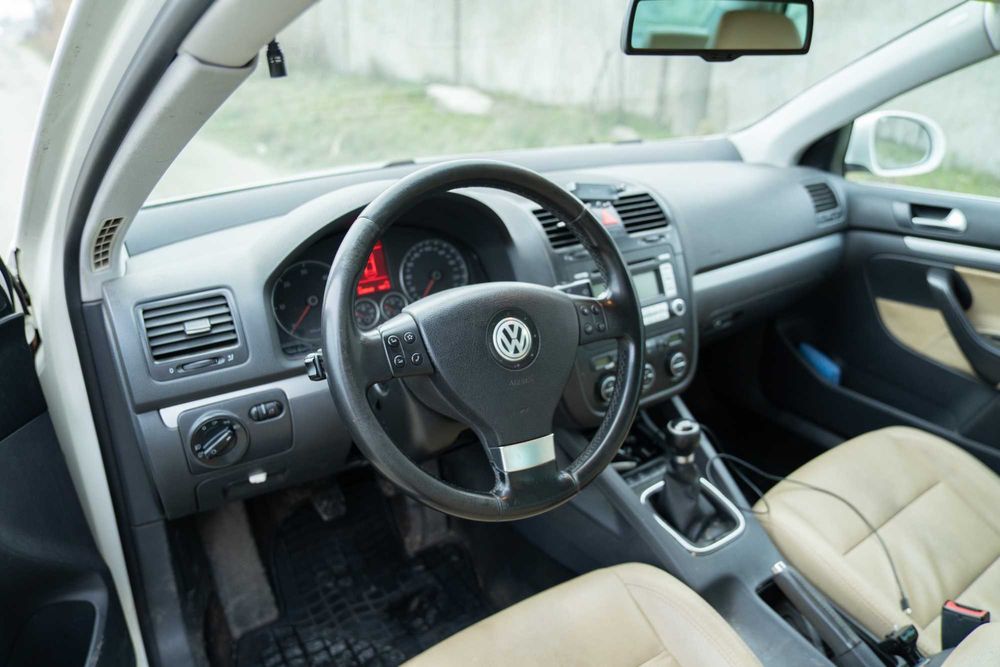 VW Jetta 2008 – 2.0 TDI 170 CP