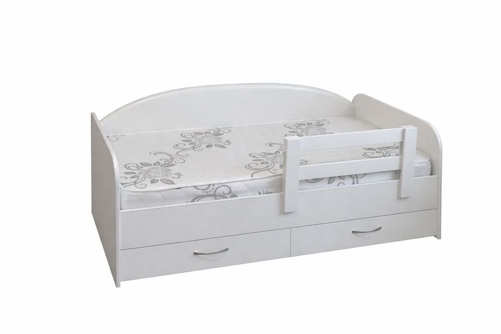 Детская кровать с ящиками