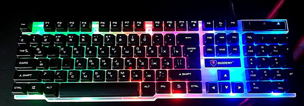 Клавиатура мышь и коврик