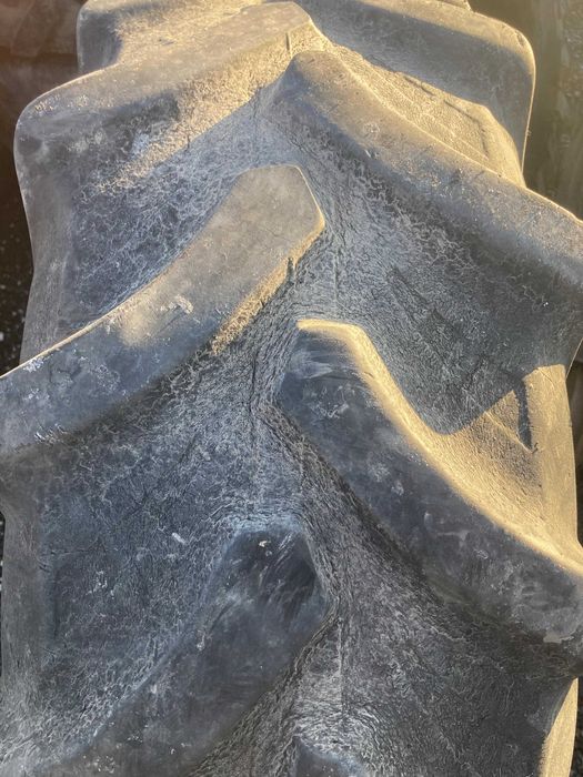 Гуми 12.4 28 2броя ?